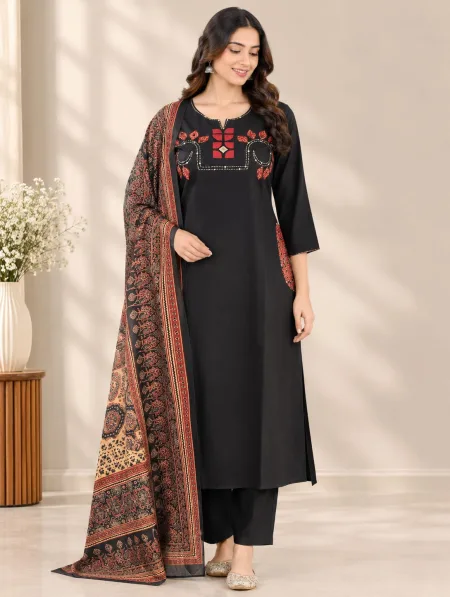 K 1329 By Naisha Dhabu Cotton Aplic Work Kurti With Bottom Dupatta